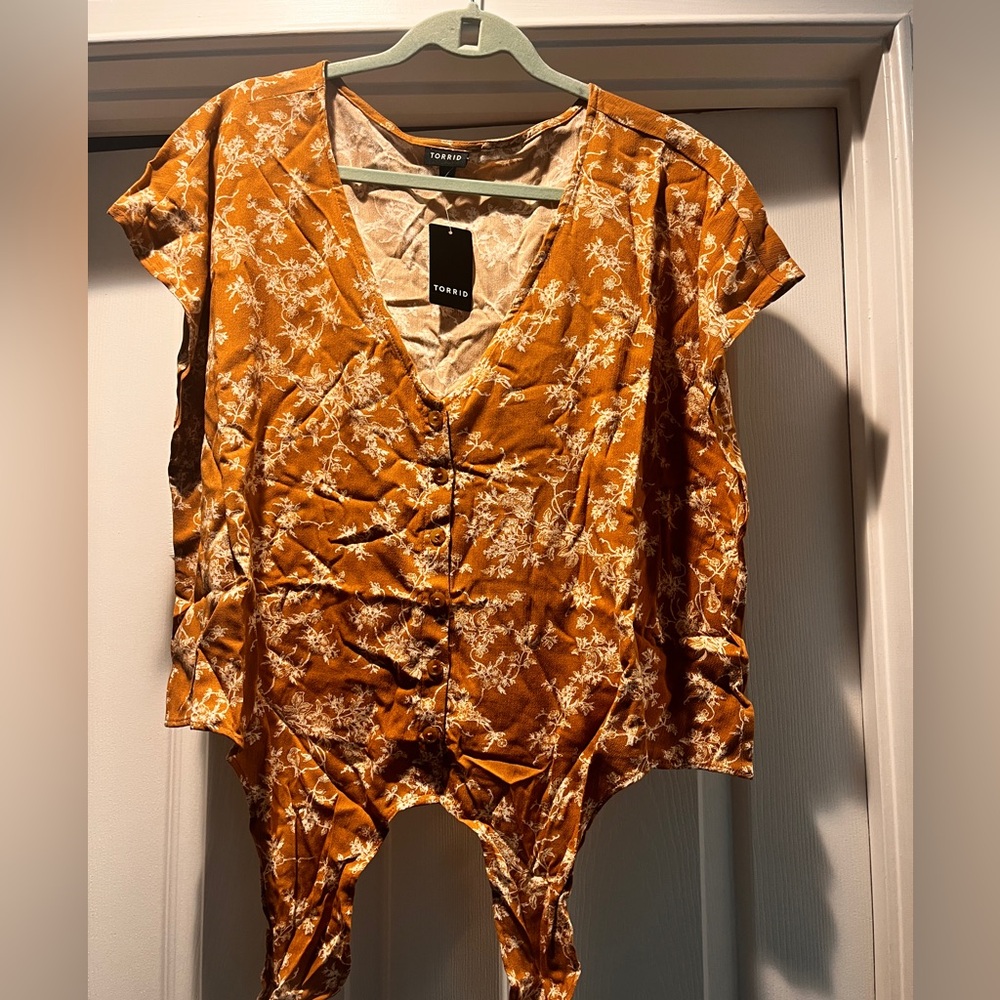 Torrid Tobacco Floral Tie Front Crop Top
